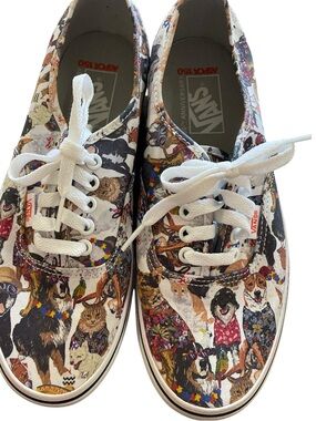 Vans ASPCA Authentic Sneakers Dogs & Cats Print – Women’s Size 9